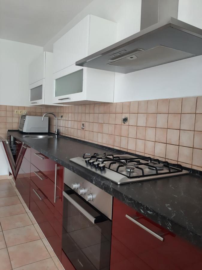 Apartments Cherry 格基卡琳 外观 照片